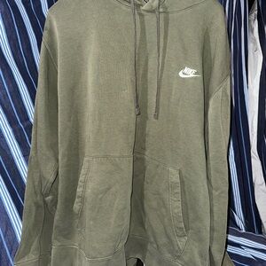 Nike Men's Forest Green Hoodie